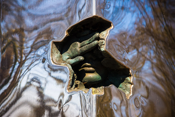 Kolom by Felix Roulin (detail, Middelheim Museum april 2013) - DSC07338
