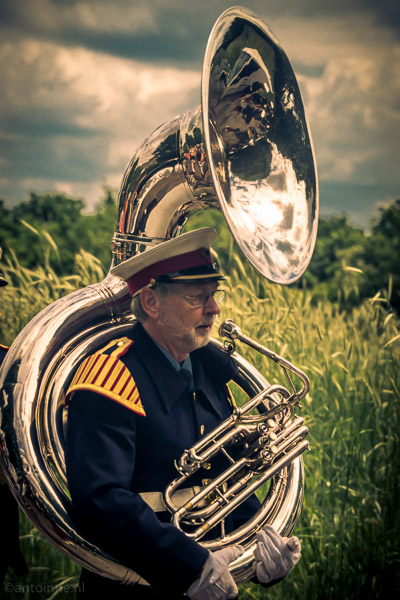 De sousafoon, ook wel ringbas genoemd, is een soort tuba