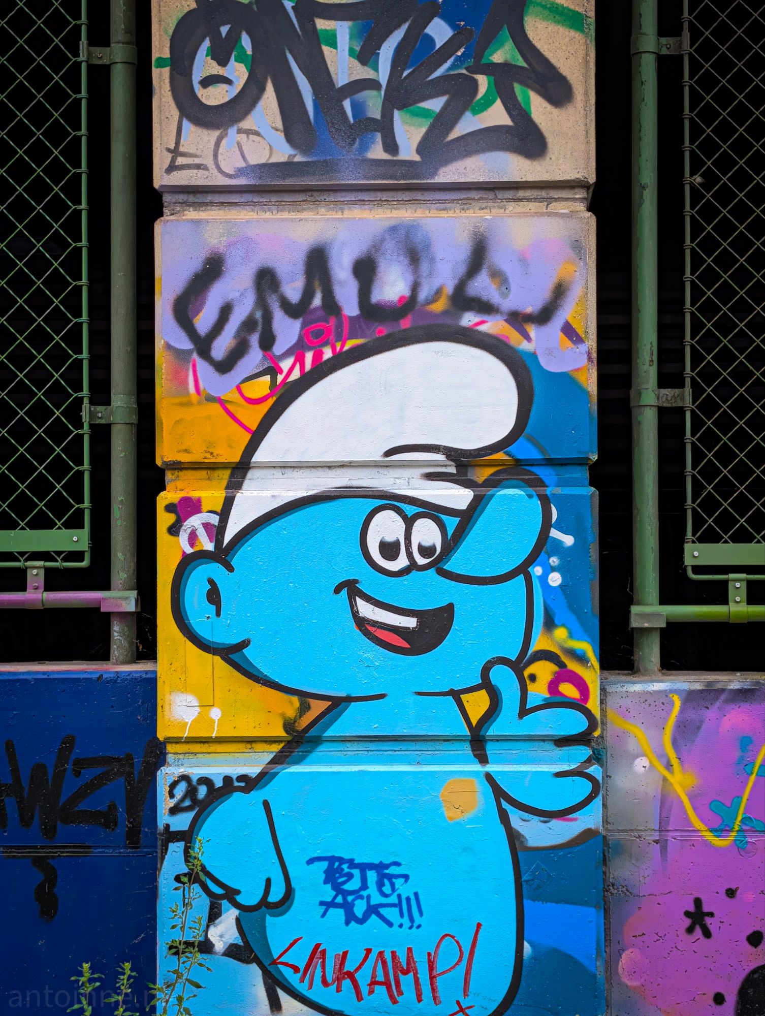 Thumbs-up